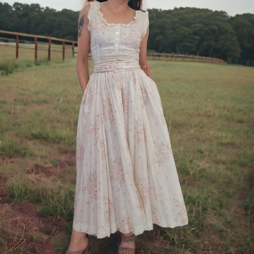 Vintage Pink and Cream Pleated Maxi Sundress